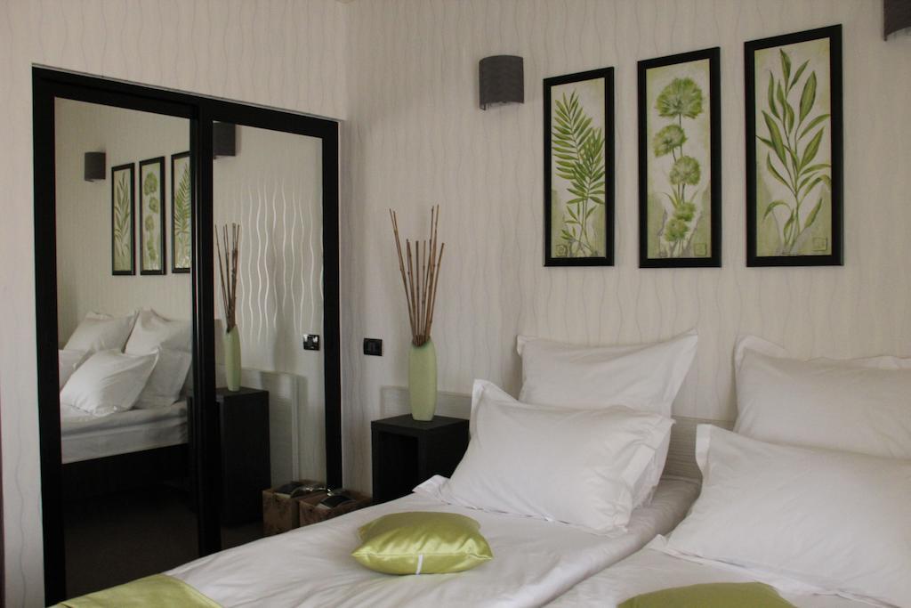 Enigma Pension Târgu Jiu Zimmer foto